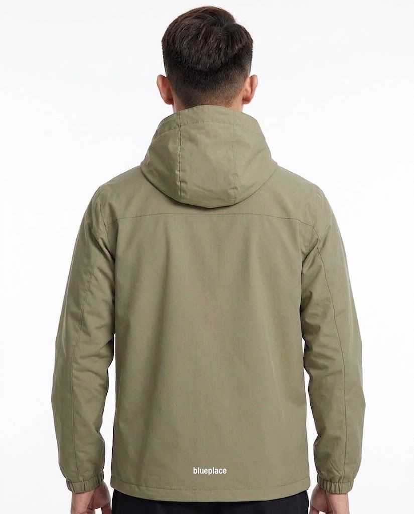 Men's waterproof and breathable windbreaker with contrasting zipper