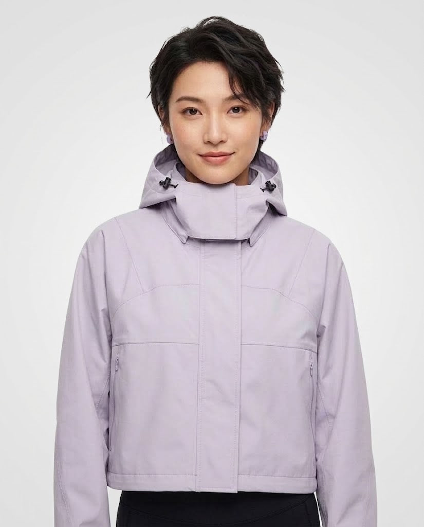 Women's waterproof and breathable windbreaker