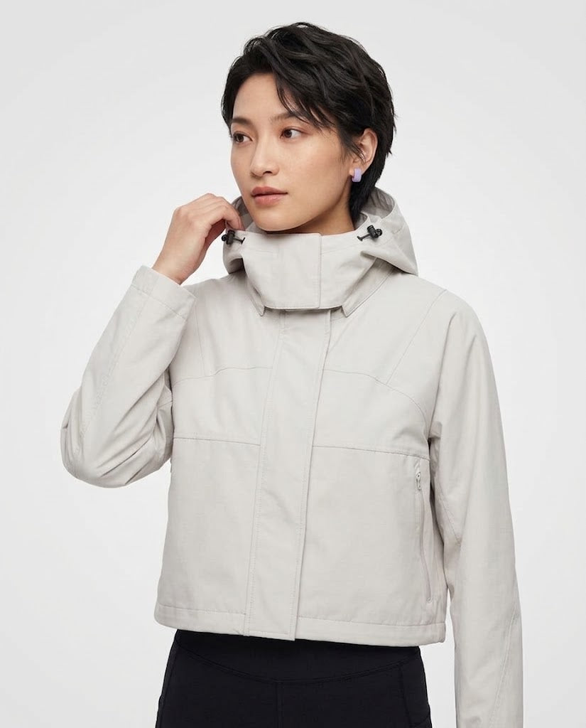Women's waterproof and breathable windbreaker