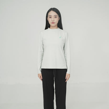 女装标志高领长袖T恤 (全线最抵价钱就在网店，帮你悭得一蚊得一蚊)